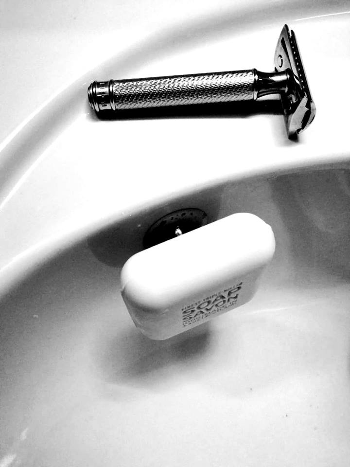 SAVONT Porta Jabón Magnético Flotante Original Siempre seco y limpio Jabonera escurridora para ducha o lavabo
